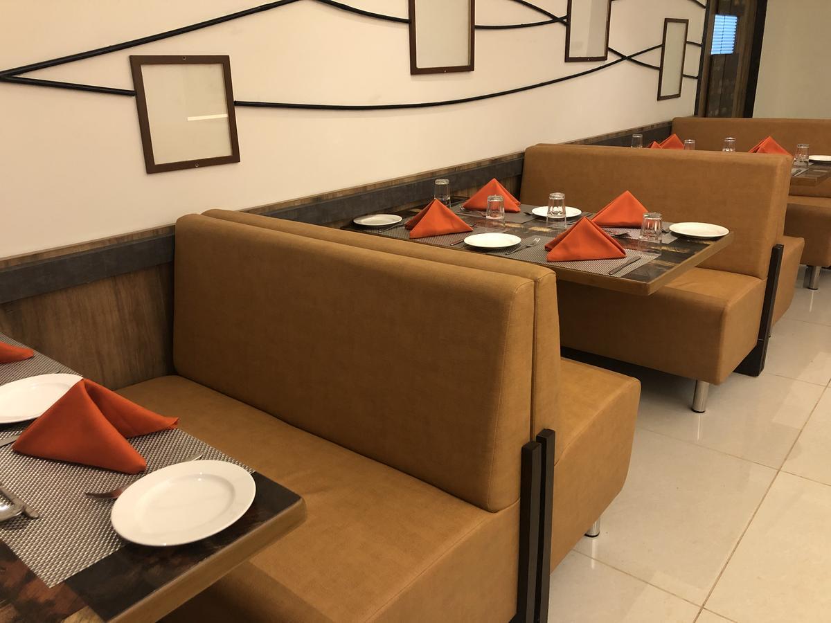 Kyriad Hotel Vijayapura By Othpl Bijapur  Luaran gambar
