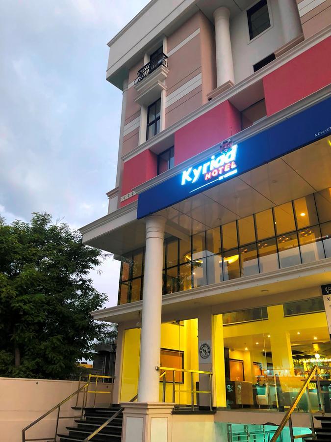 Kyriad Hotel Vijayapura By Othpl Bijapur  Luaran gambar
