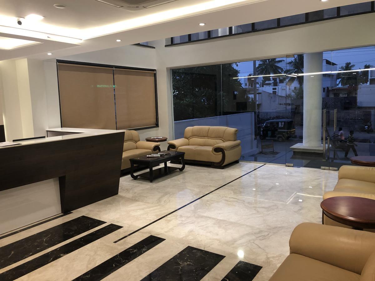 Kyriad Hotel Vijayapura By Othpl Bijapur  Luaran gambar