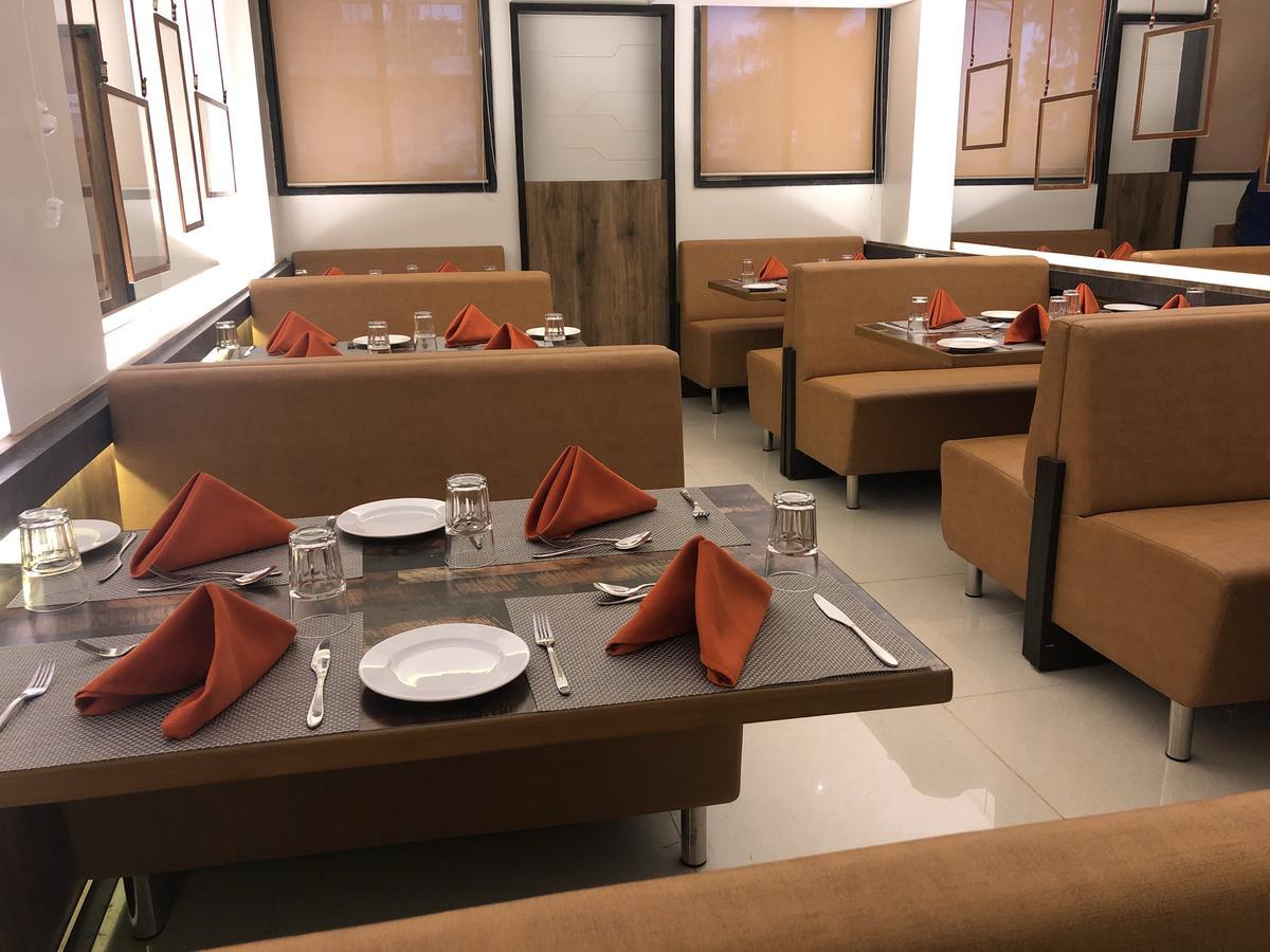 Kyriad Hotel Vijayapura By Othpl Bijapur  Luaran gambar