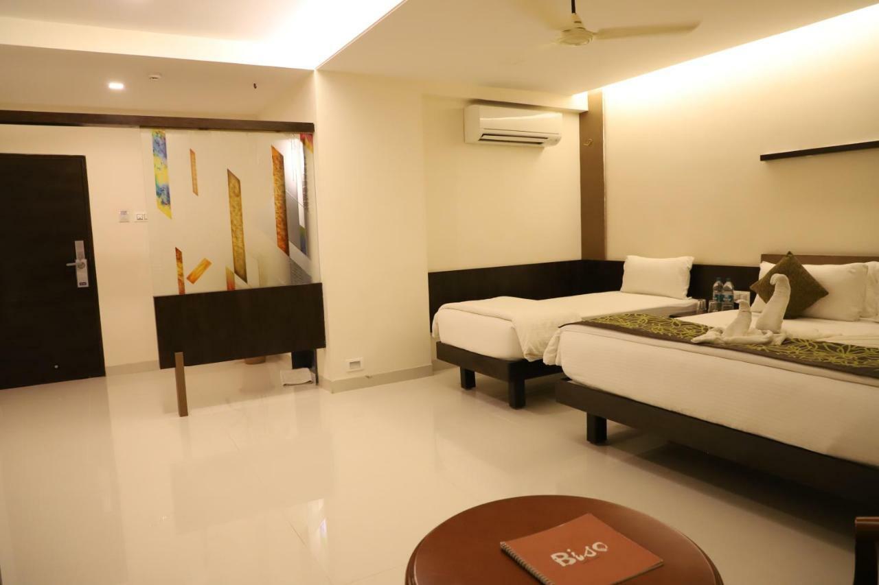 Kyriad Hotel Vijayapura By Othpl Bijapur  Luaran gambar