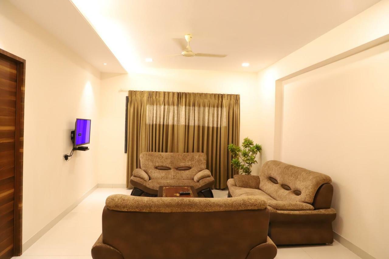 Kyriad Hotel Vijayapura By Othpl Bijapur  Luaran gambar